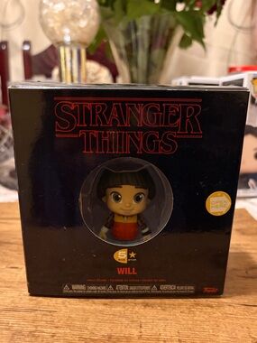 Netflix Stranger Things Will Vinyl Figure - Black & Red & Yellow